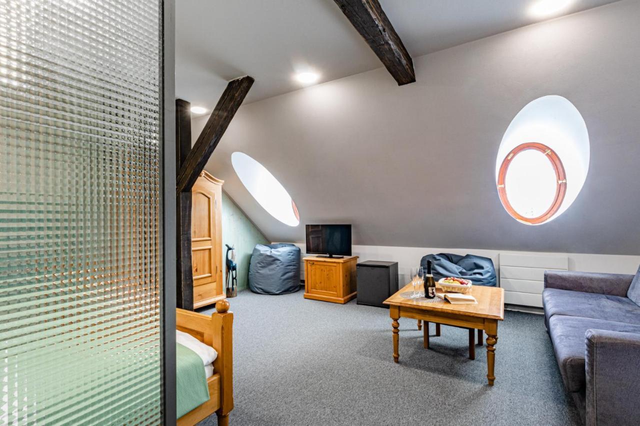 Wellness Hotel Zamecek Jetřichovice Екстериор снимка