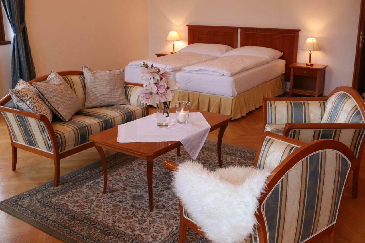 Wellness Hotel Zamecek Jetřichovice Екстериор снимка