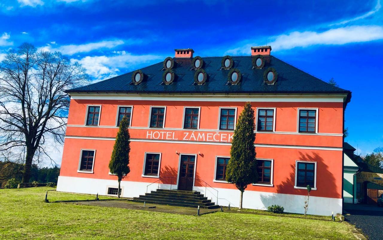 Wellness Hotel Zamecek Jetřichovice Екстериор снимка