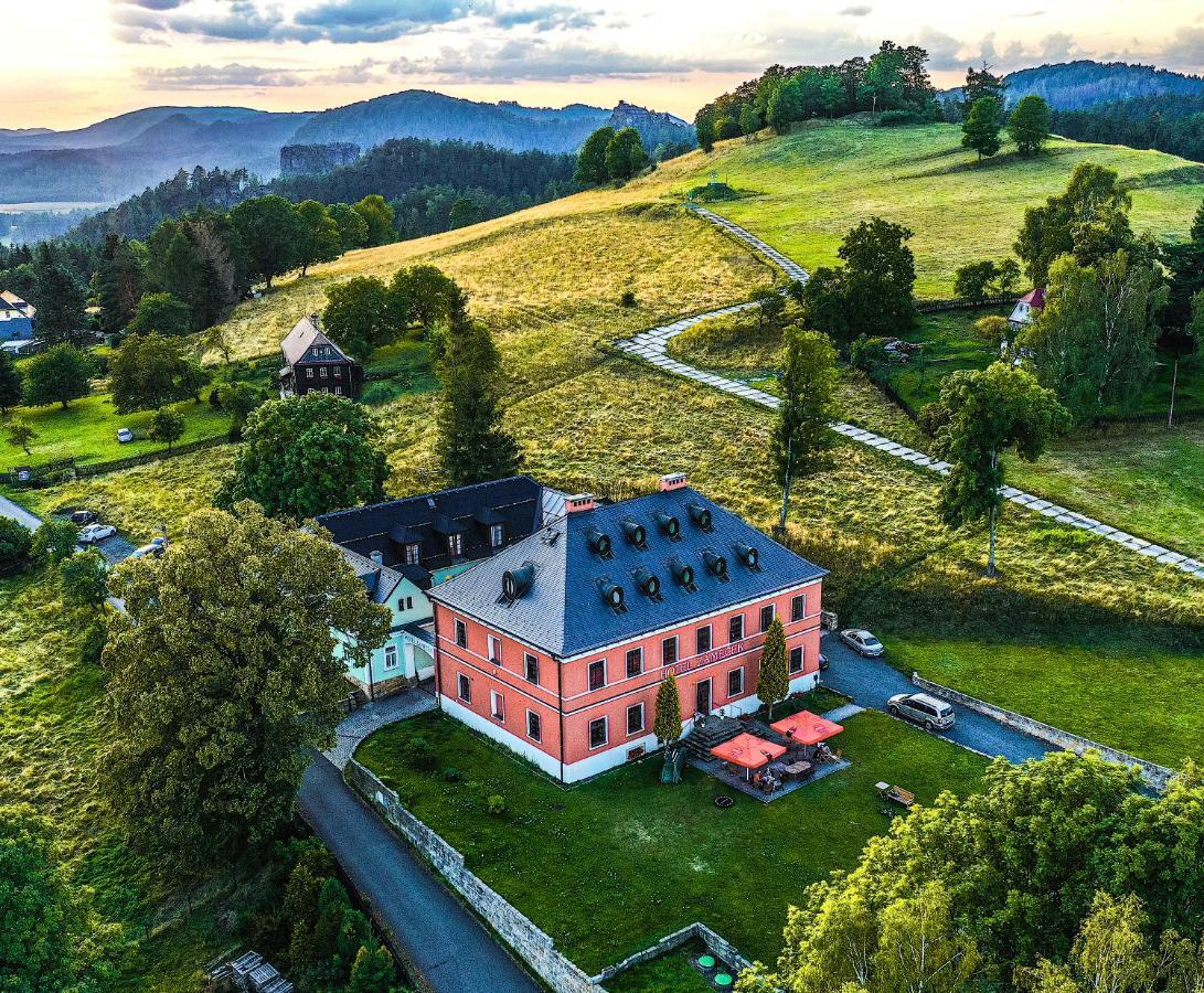 Wellness Hotel Zamecek Jetřichovice Екстериор снимка